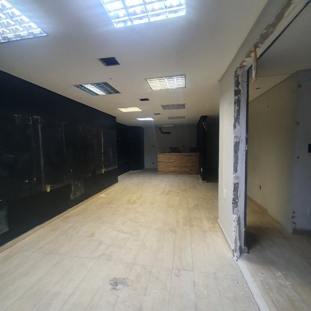 Sala/Conjunto para aluguel tem 50 metros quadrados com 2 quartos - Foto 3