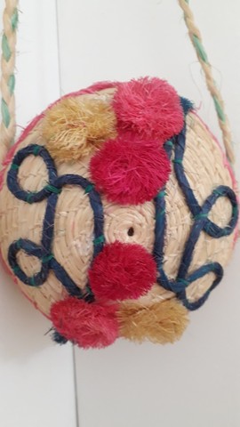 Bolsinha Artesanal Em Corda Sisal Decorada