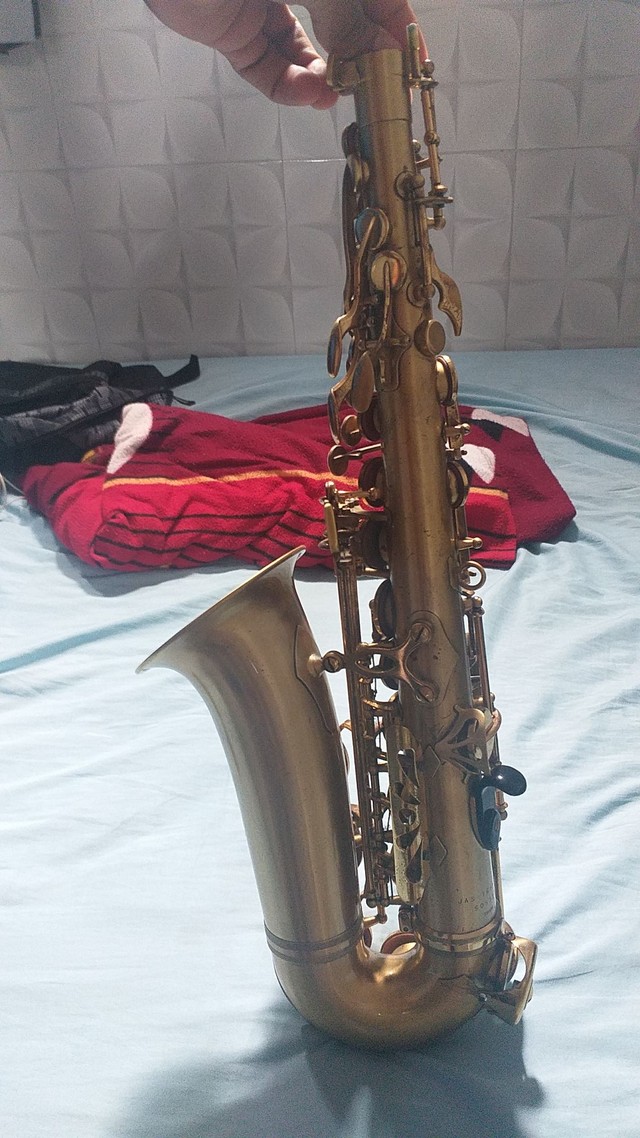 Vendo Saxofone Alto Júpiter!! 