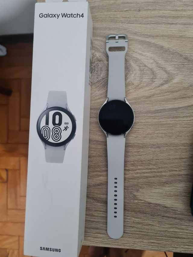 Smartwatch Galaxy Watch 4 - Novo com caixa e carregador - Foto 3