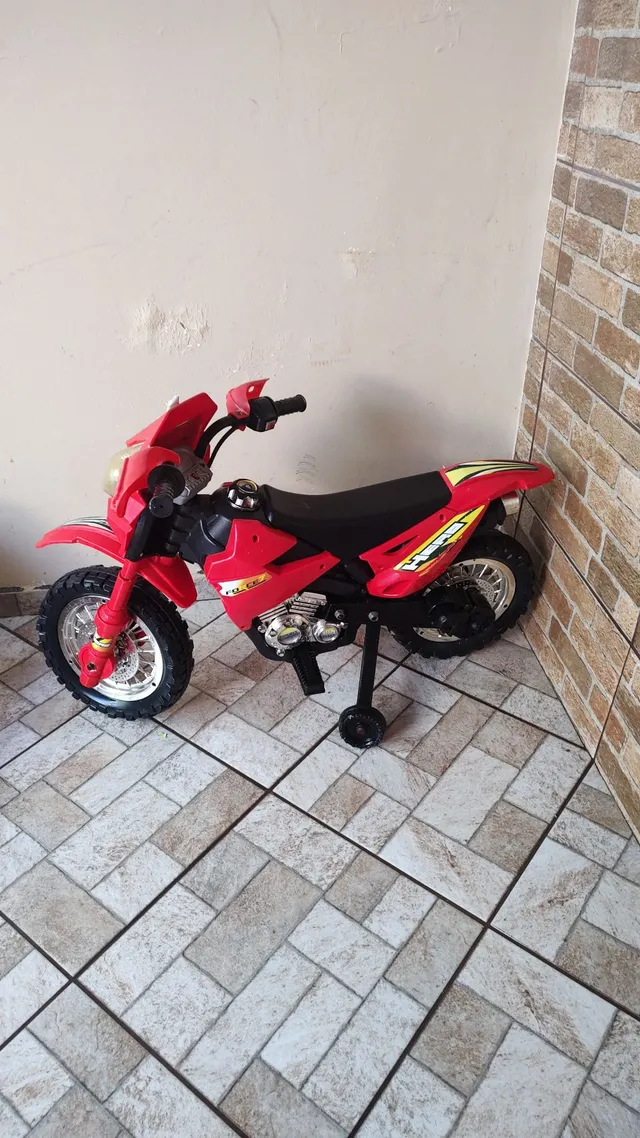 Moto infantil com pedal  +74 anúncios na OLX Brasil