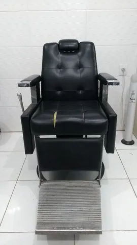 El Hombre - Barber Shop - Cadeira de Barbeiro de 1940 Ferrante ela está no  valor de 2.800 pode ser parcelado no cartão em até 6x. Contato: 999427755