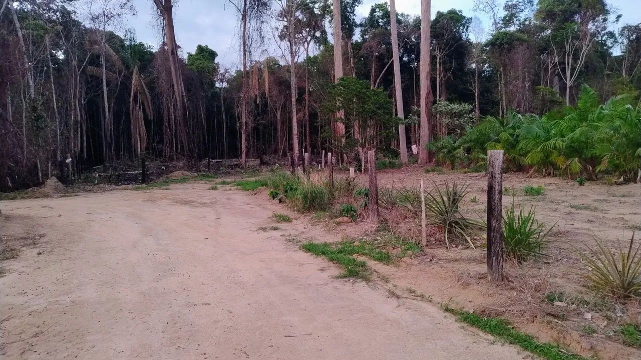 Vendo ou Troco esse lote por moto ou carro a 2km do candeias. - Foto 3