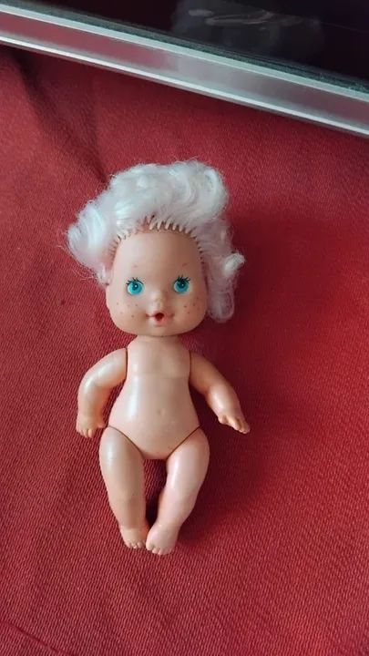 Boneca Antiga da Estrela Bebê Moranguinho