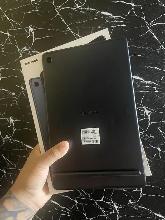 ? Samsung Galaxy Tab S6 Lite 10.4 Wi-Fi / Chip celular 64GB Preto - Foto 2