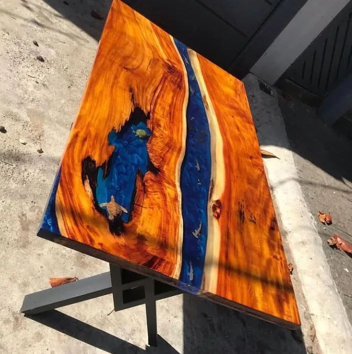 Mesa de madeira e resina epoxi Rivertable - Foto 4