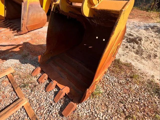 ESCAVADEIRA HIDRÁULICA - Foto 4