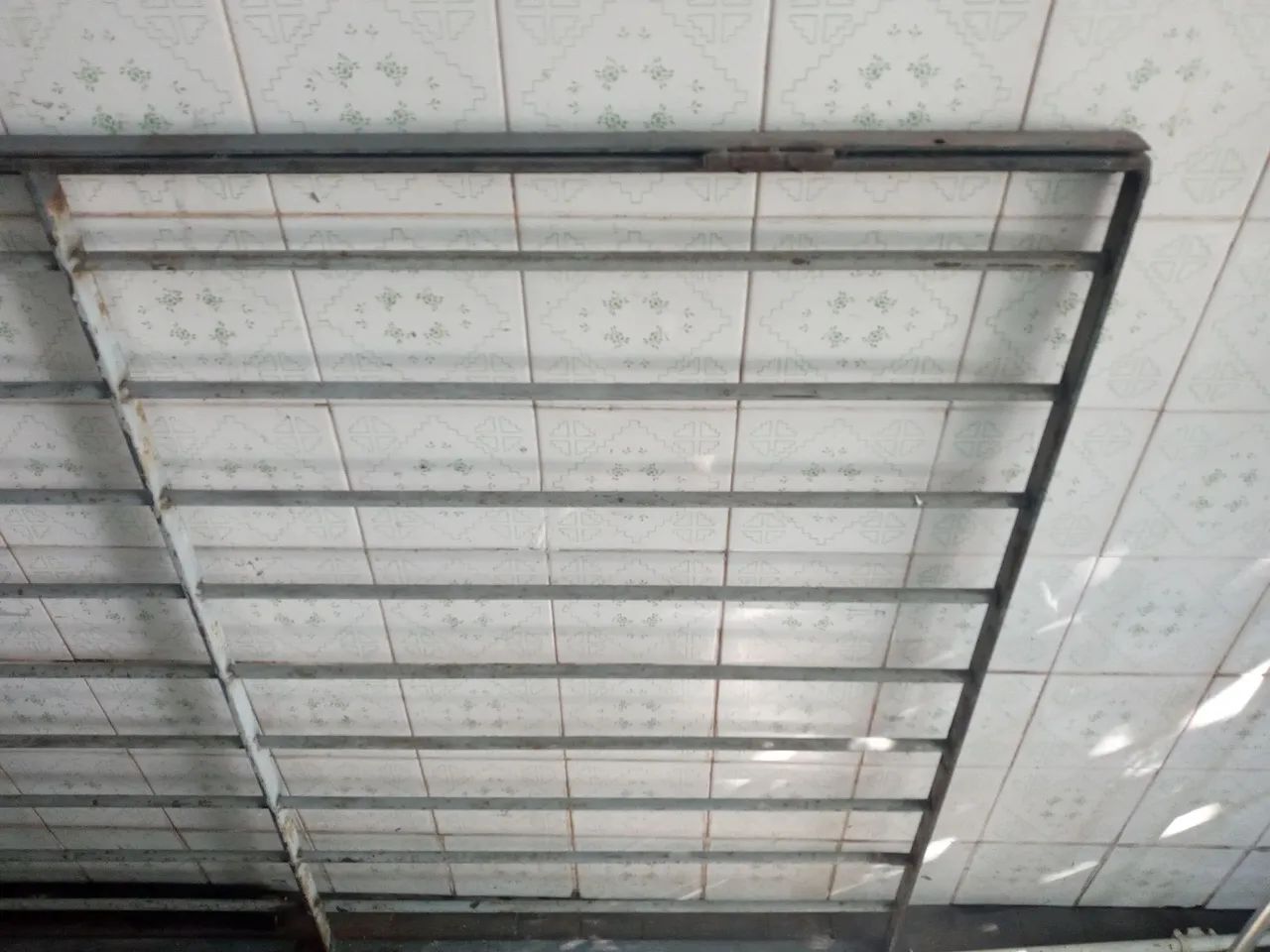 Portão/Porta de ferro 64684590514945121