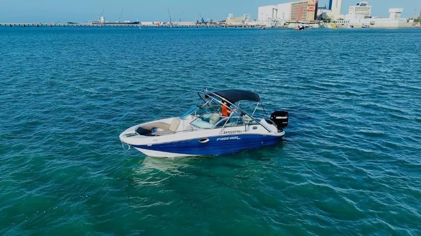 Lancha Phoenix 25,5  - Foto 7