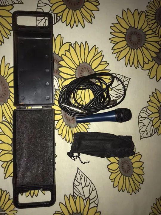 Microfone para Gravação Marca TSi modelo 2400 SW