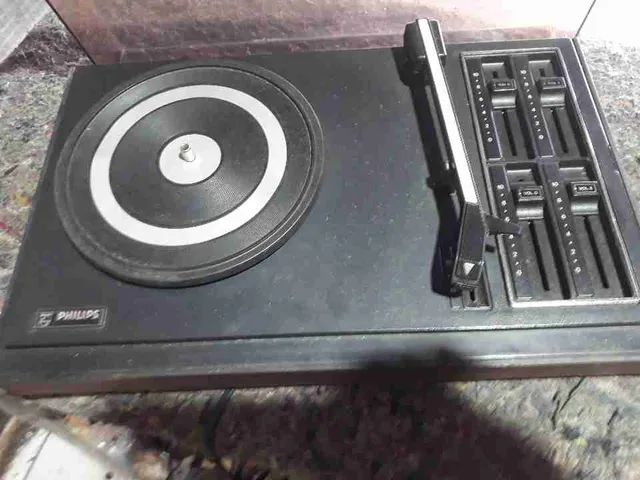 Tocadiscos best sale antiguo olx