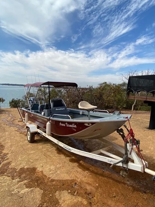 Barco/lancha Leveforte apolus 