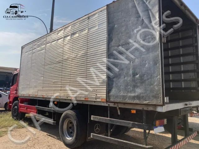 MB ATEGO 1418 ANO 2006 BAU 7M - Foto 4