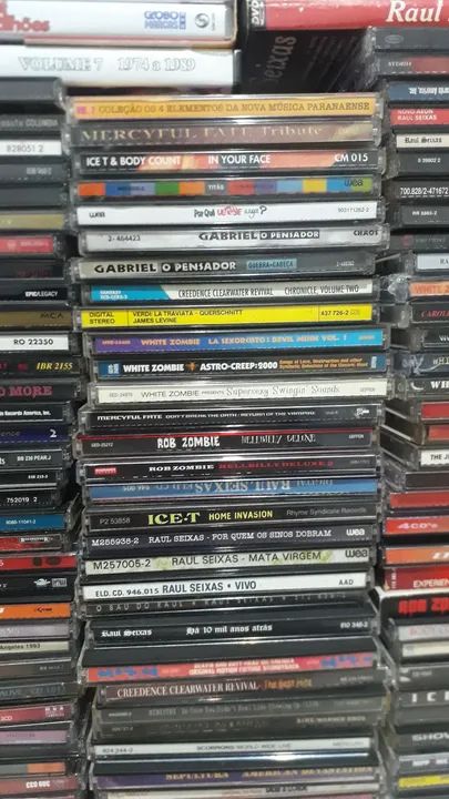 Lote CDs e DVDs - Foto 5