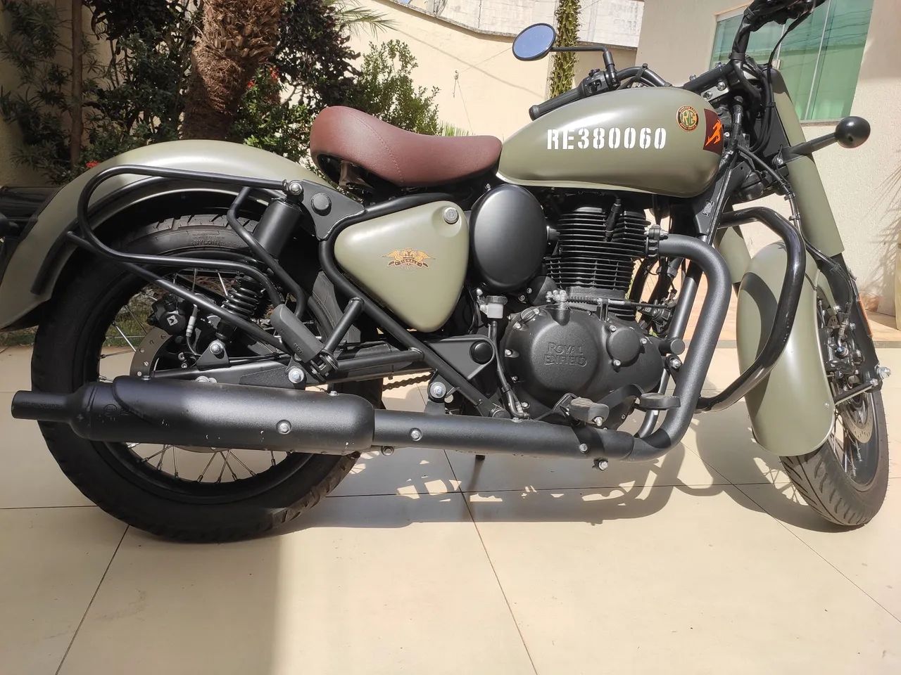 Royal Enfield Classic 350CC Verde Militar 24/25 - 4900km particular  - Foto 9