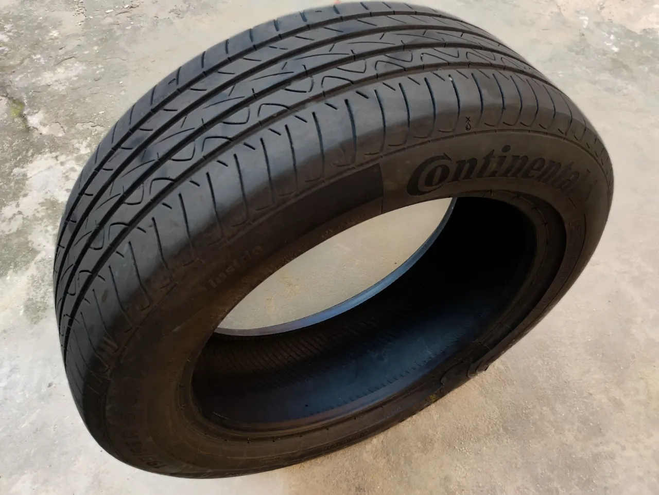 Pneu Continental Aro 16