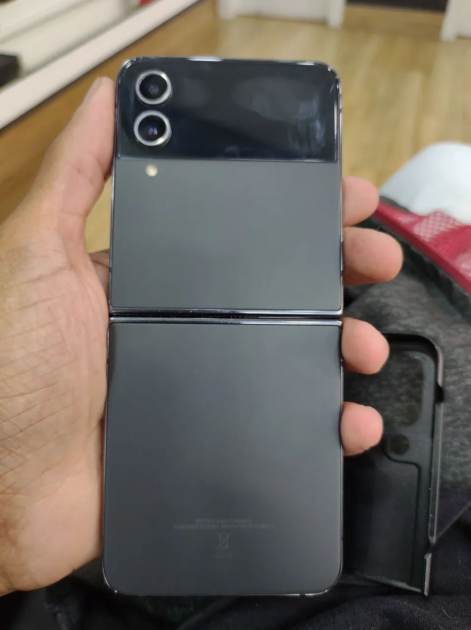 Samsung Galaxy Z Flip 4 - Foto 3