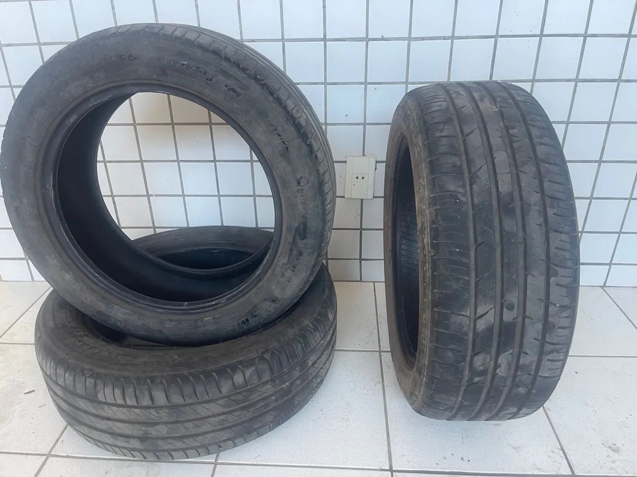 Pneu 215/55 R17 - Foto 4