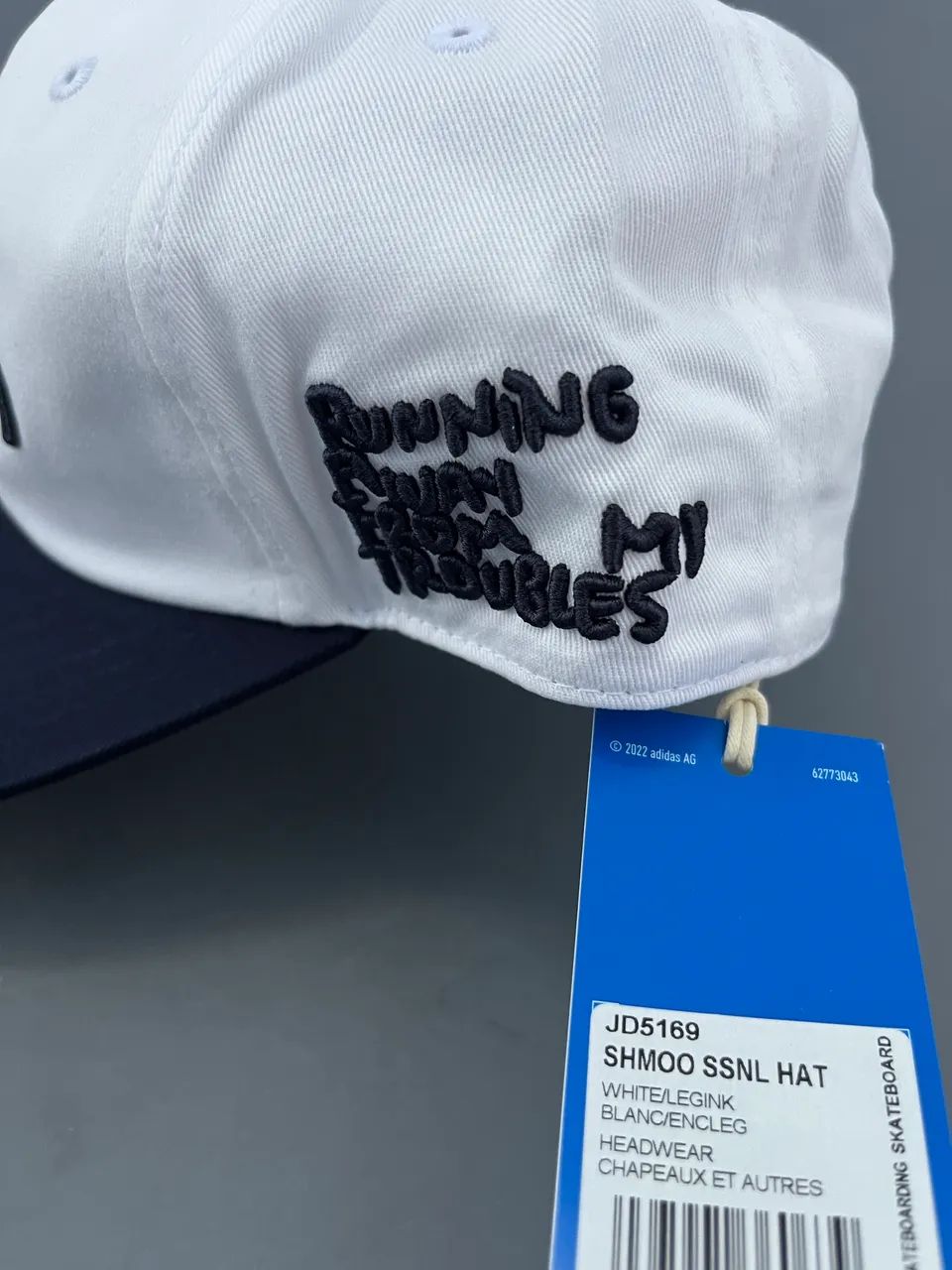 Boné Adidas Corrida Shmoo - Original - Novo  - Foto 4