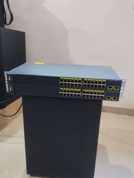 Switch Cisco Catalyst 2960 24p