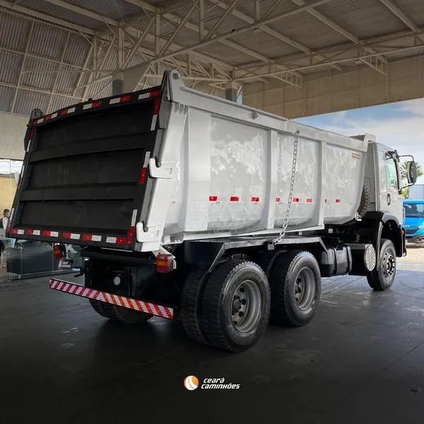 VOLKSWAGEN 31.320 CNC 6X4 2011 - Foto 6