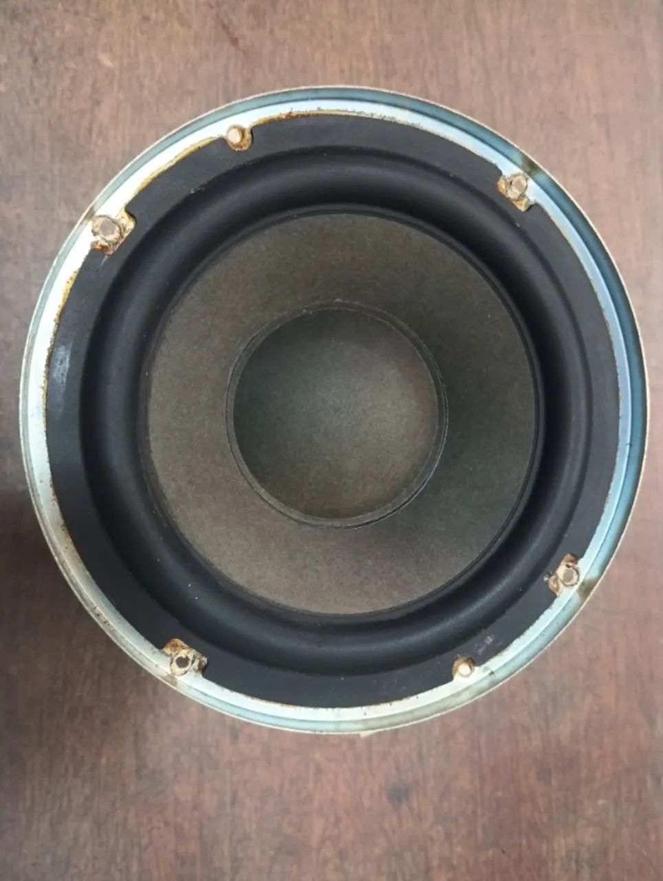 Torro sub 6 polegadas Panasonic 50 w RMS toca bem ocupa pouco espaço por 100 reais vista p - Foto 3