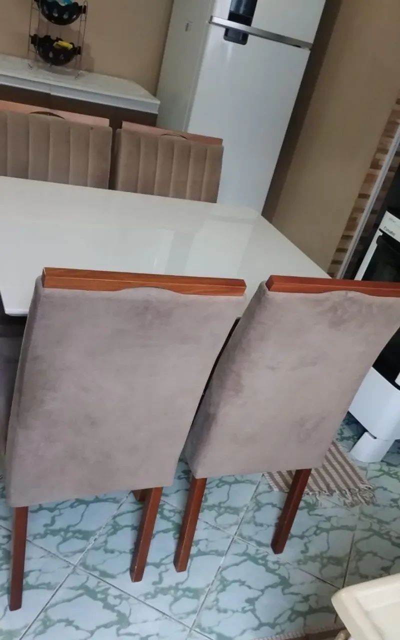 Mesa 4 cadeiras 
