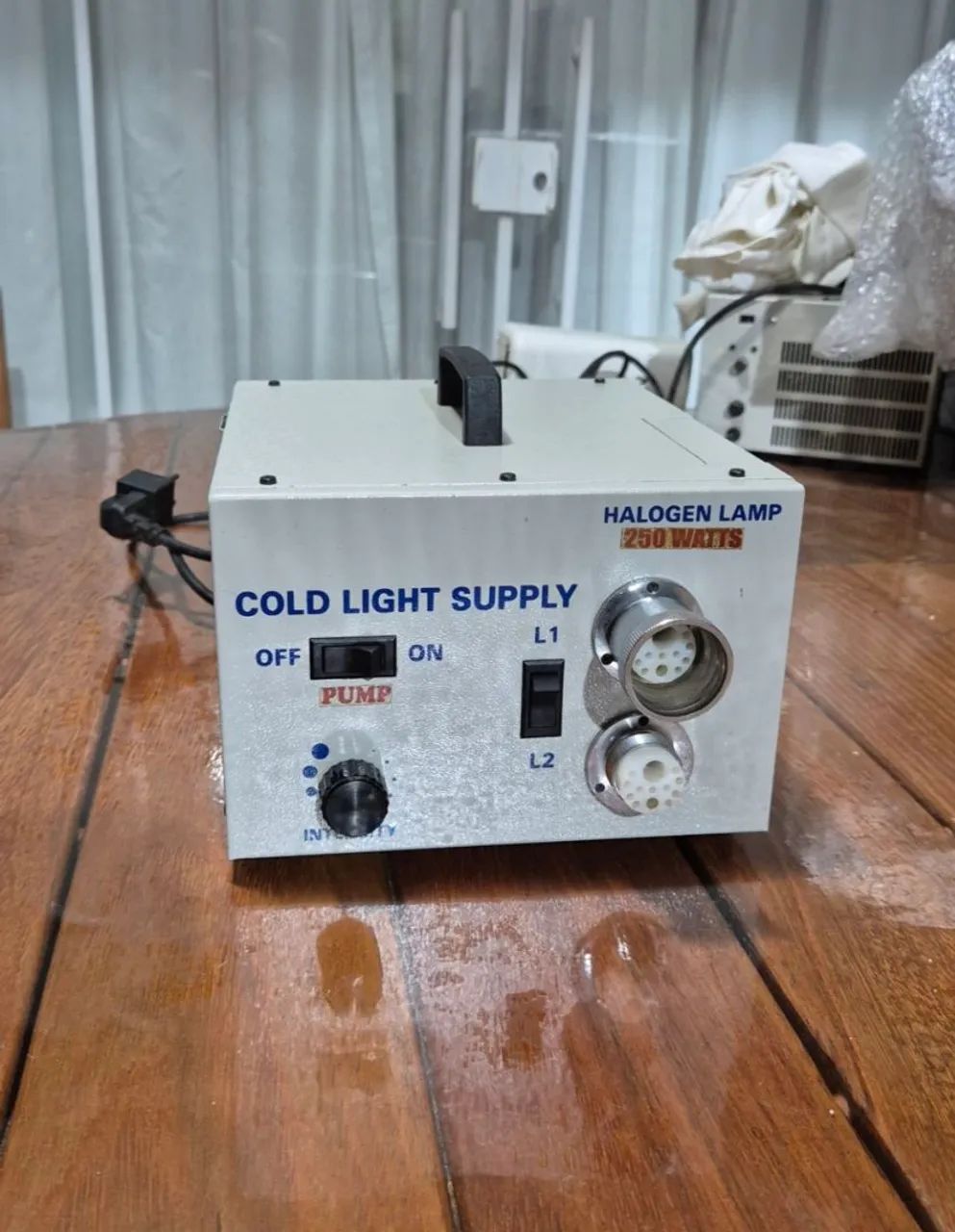 Fonte de Luz Fria Halógena 250W - Foto 3
