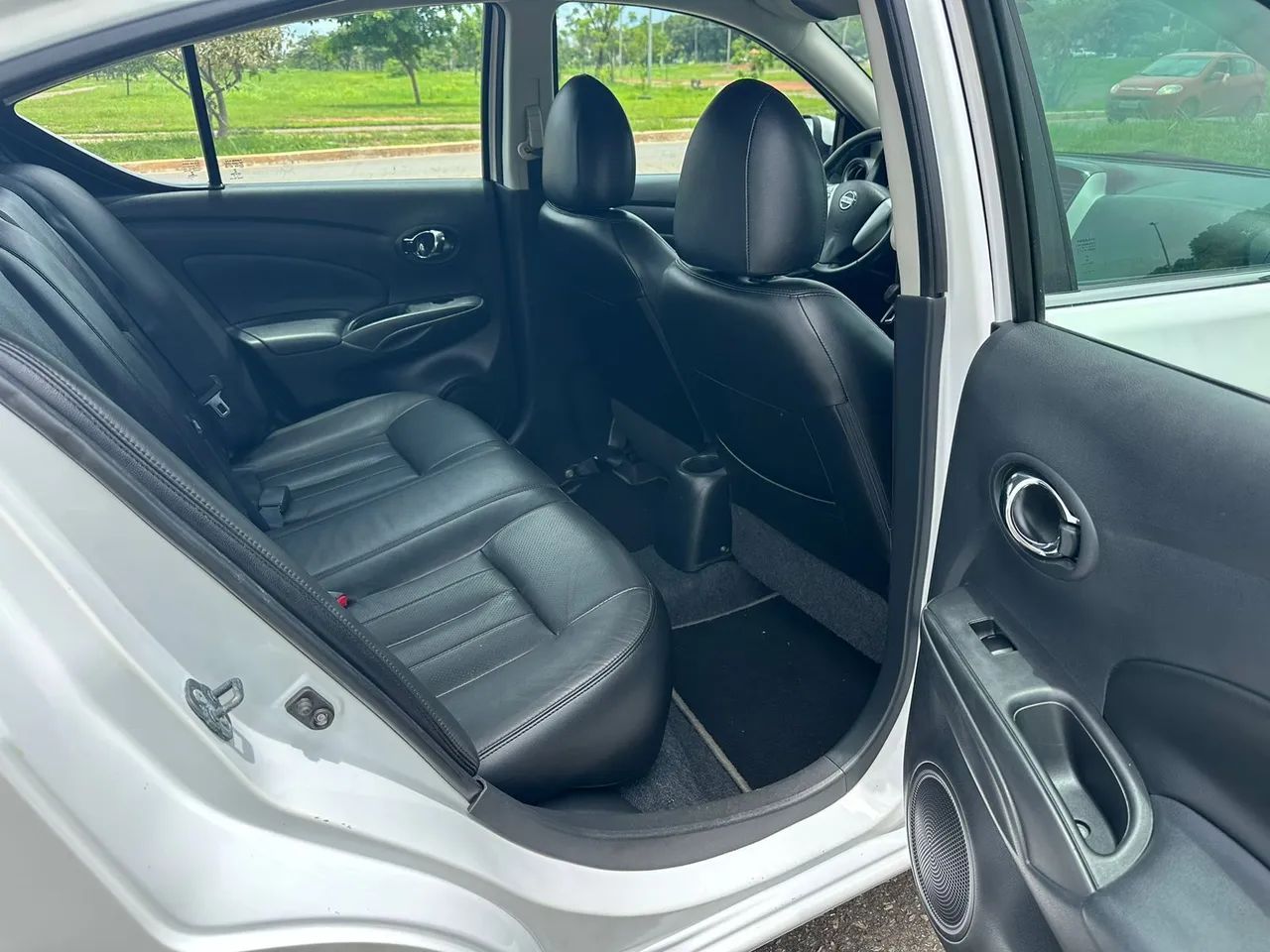 Versa unique 2017 CVT automático pouco rodado ótimo para rodar em aplicativo.  - Foto 4