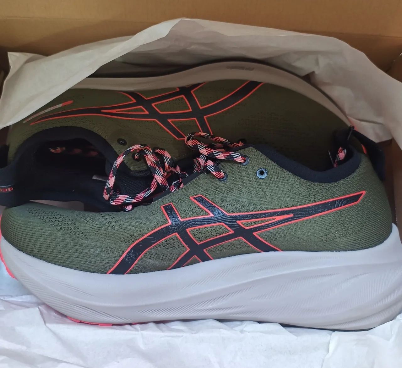 Tênis Asics Nimbus 26 TR Tam. 43 ORIGINAL NOVO (SOMENTE NO PIX