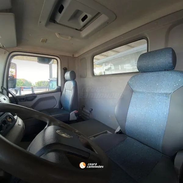 VOLKSWAGEN 31.320 CNC 6X4 2011 - Foto 11