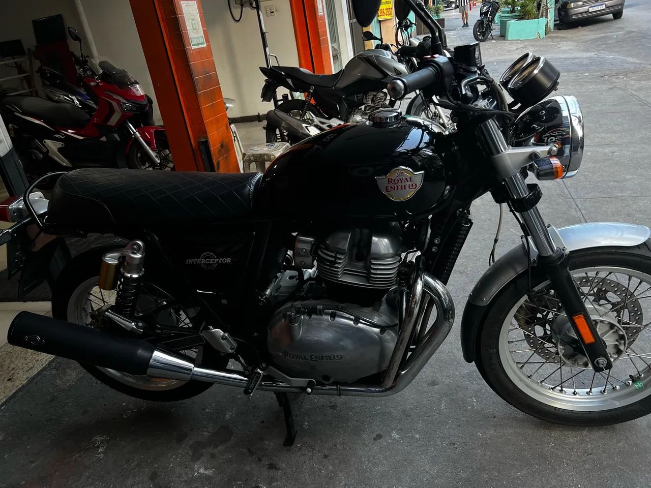 Interceptor 650 2020 -12400 km - Foto 7