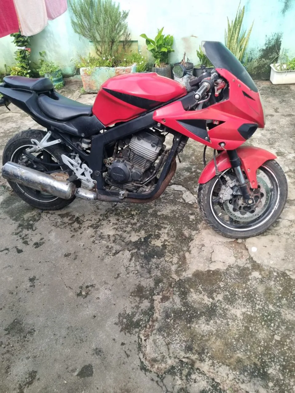 Retiradas de peças, motor, rodas completas, bateria etc