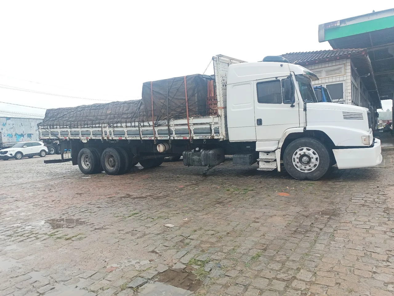 MB 1935/1997 caminhão truck carroceria grade baixa a venda R$ 190.000