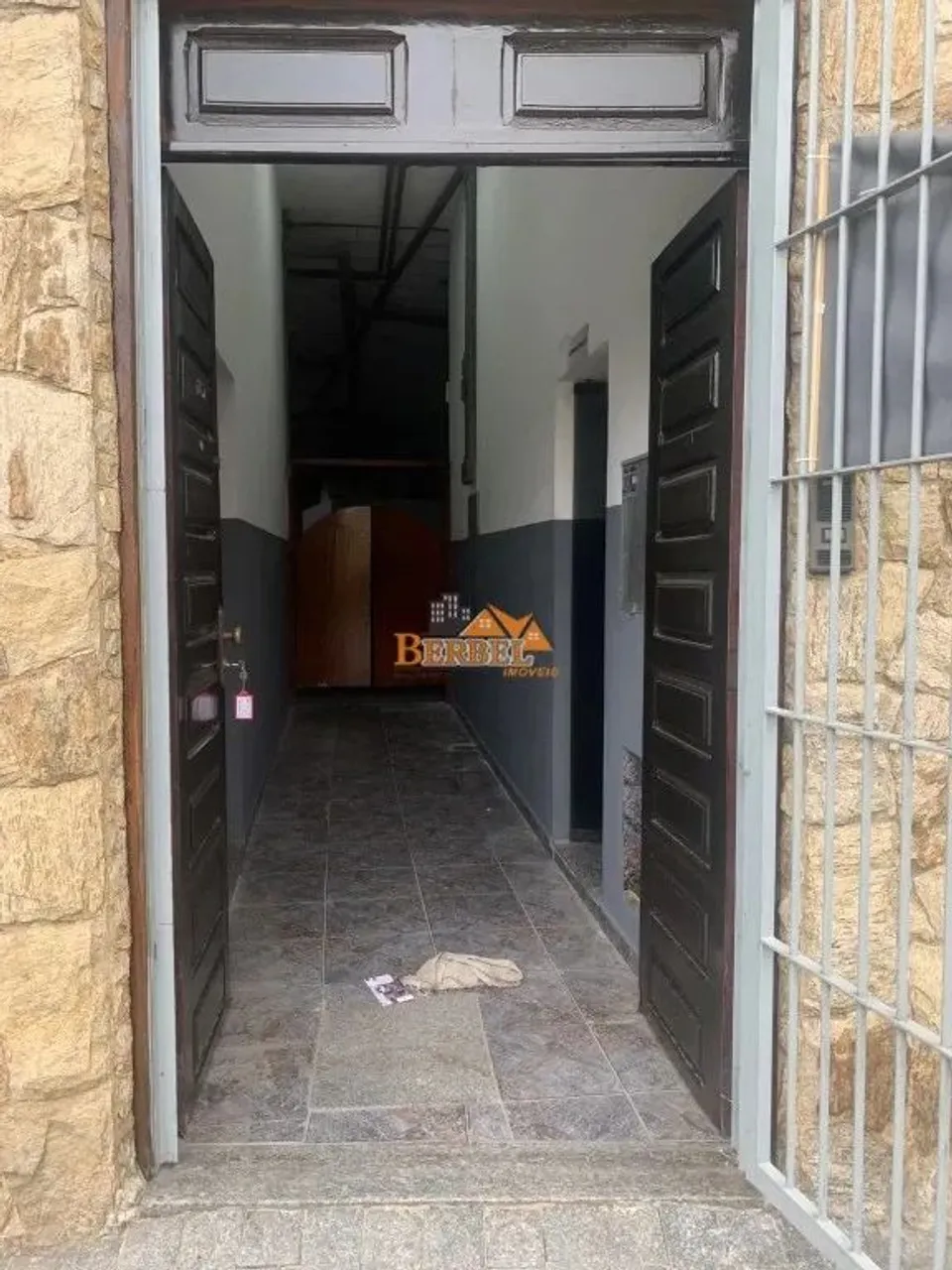 Salão Galpão para Locação Artur Alvim, 2 vagas, 650 m²
