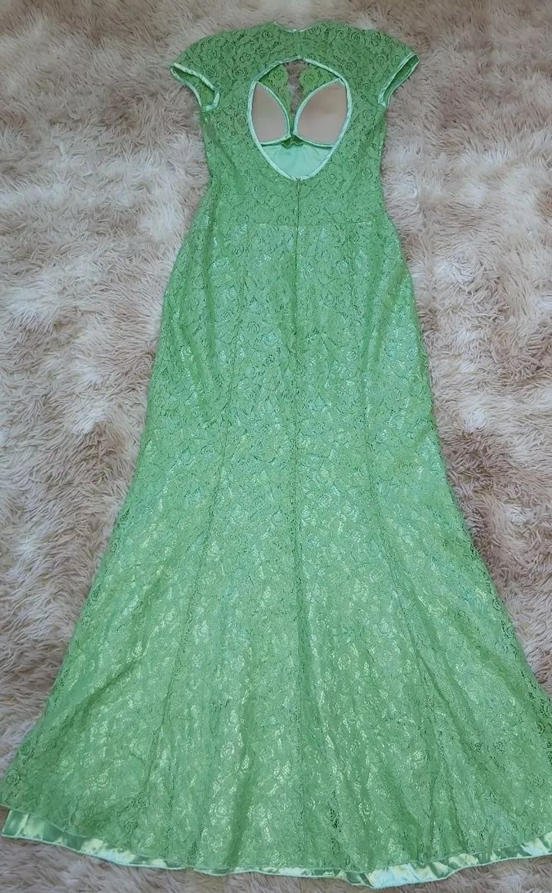 Vestido de festa em renda verde - Foto 4