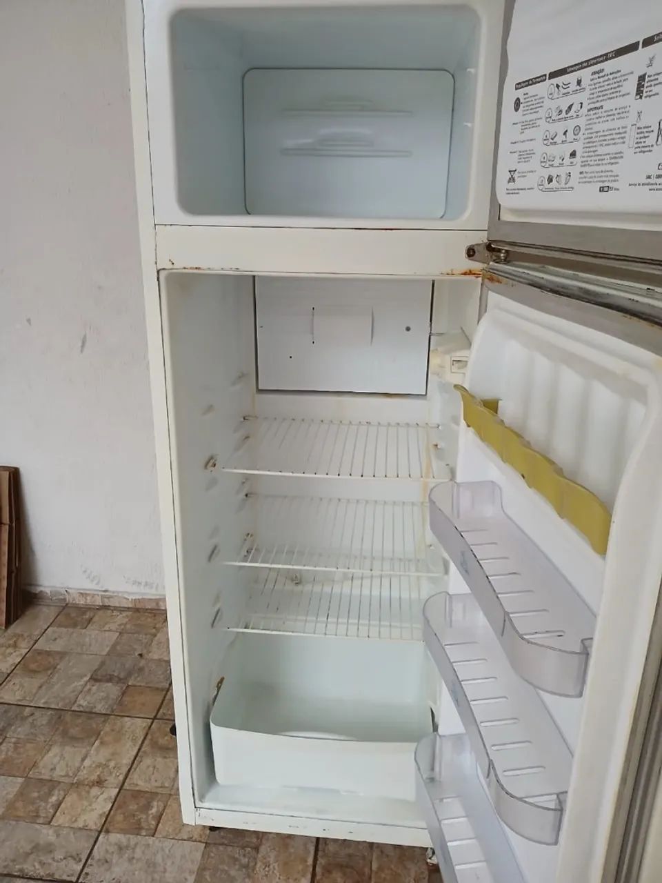 Geladeira Duplex Usada em Ótimo Estado - Foto 2