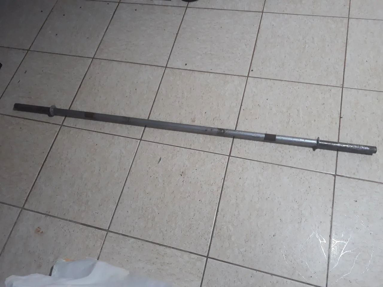 Barra de Musculação - Ótimo Estado