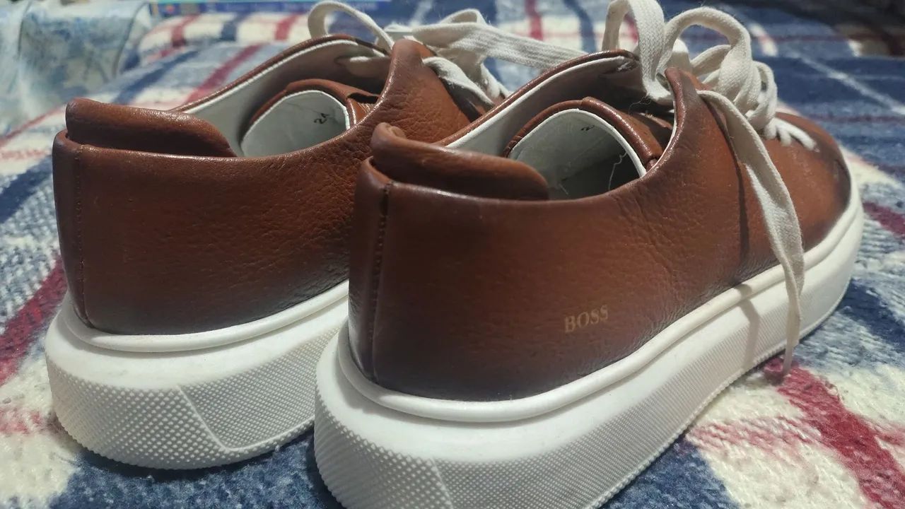 Tênis Hugo Boss couro - Foto 4