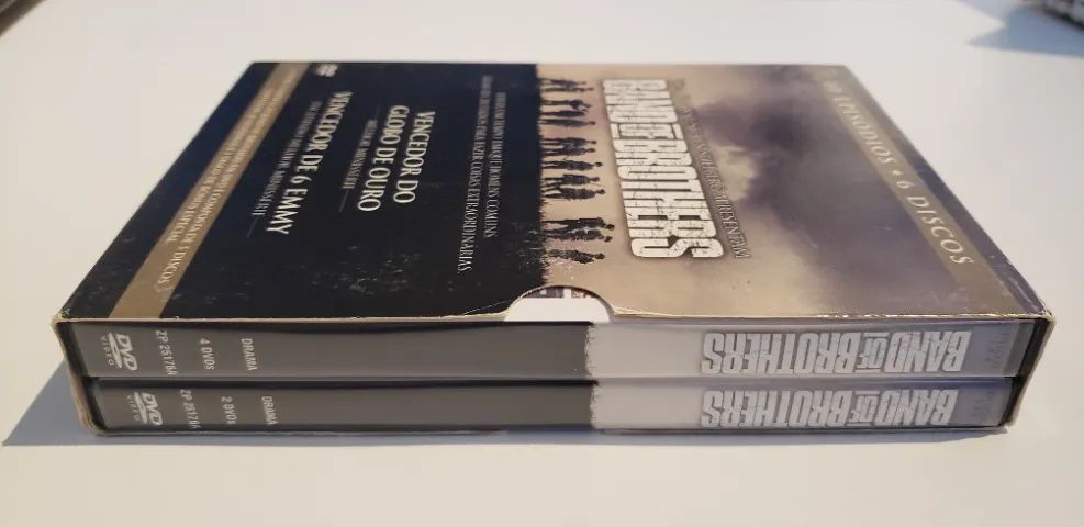 Box com 6 DVDs da série HBO Band of Brothers - Foto 3