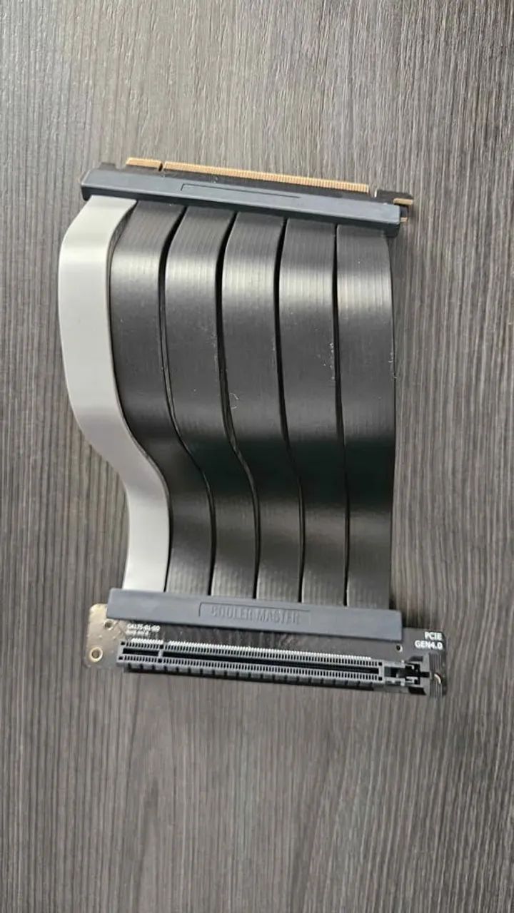 Adaptador Placa de Vídeo Vertical Cooler Master PCIE 4.0 - Foto 3