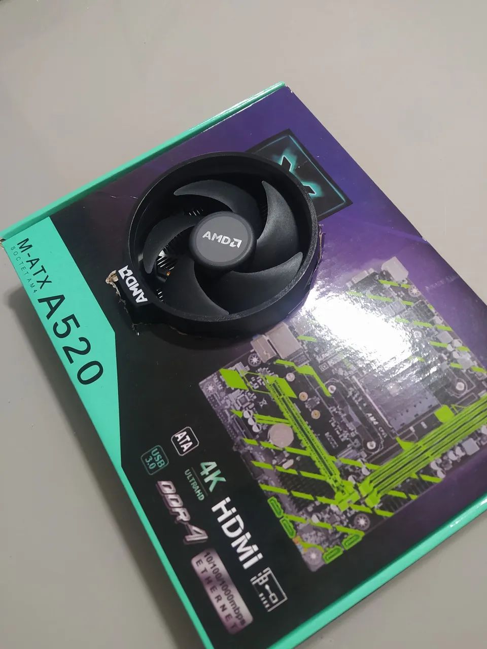  Placa Mãe A520 com processador e memória 