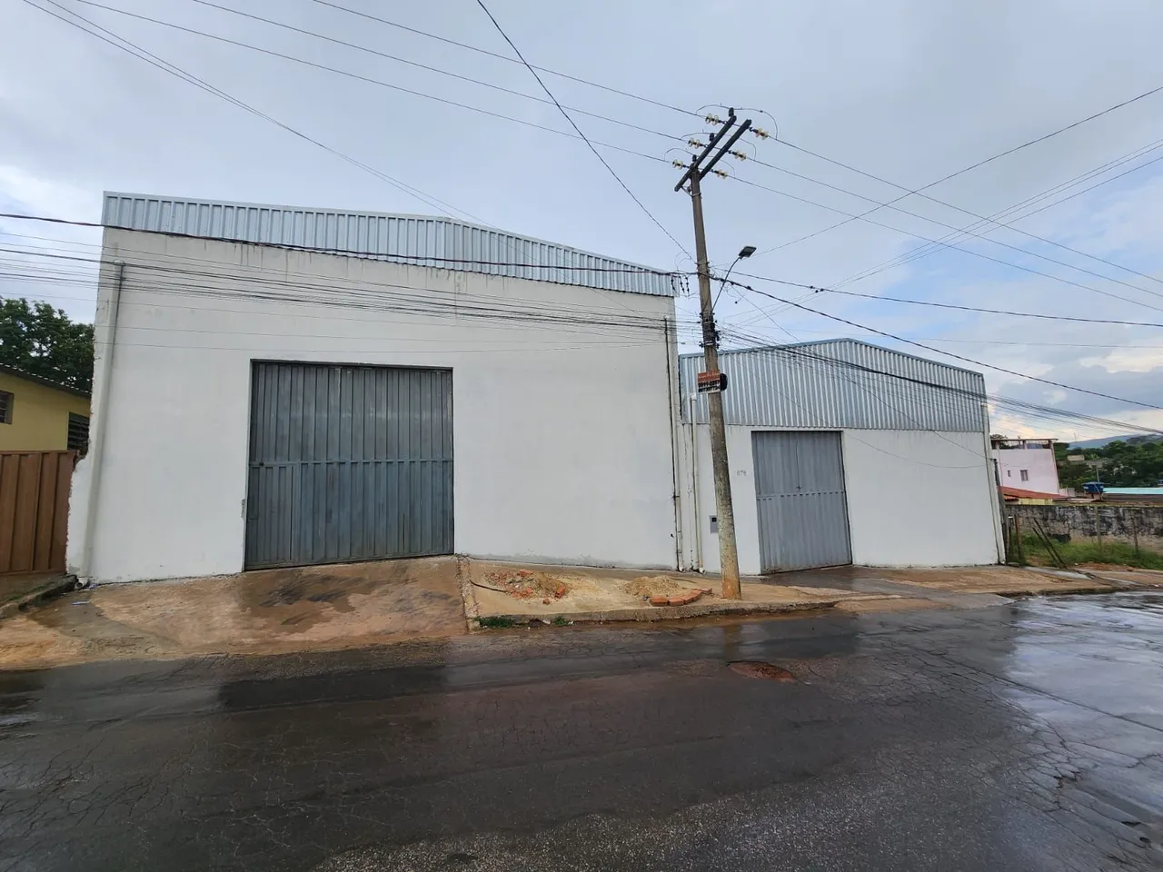 Galpões 500m2