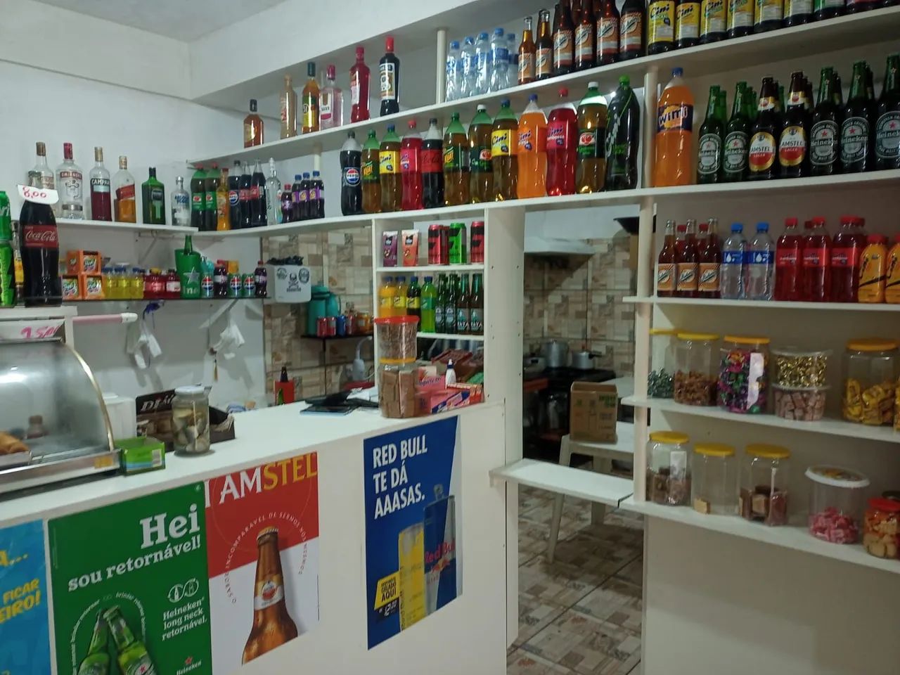 Restaurante em pleno funcionamento.