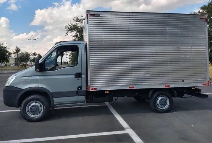 Iveco Daily Bau 2018 (Transferencia de divida).  - Foto 4