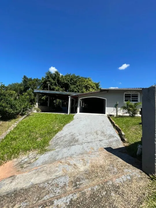 Aluga casa em biguacu, perto do mercado livre
