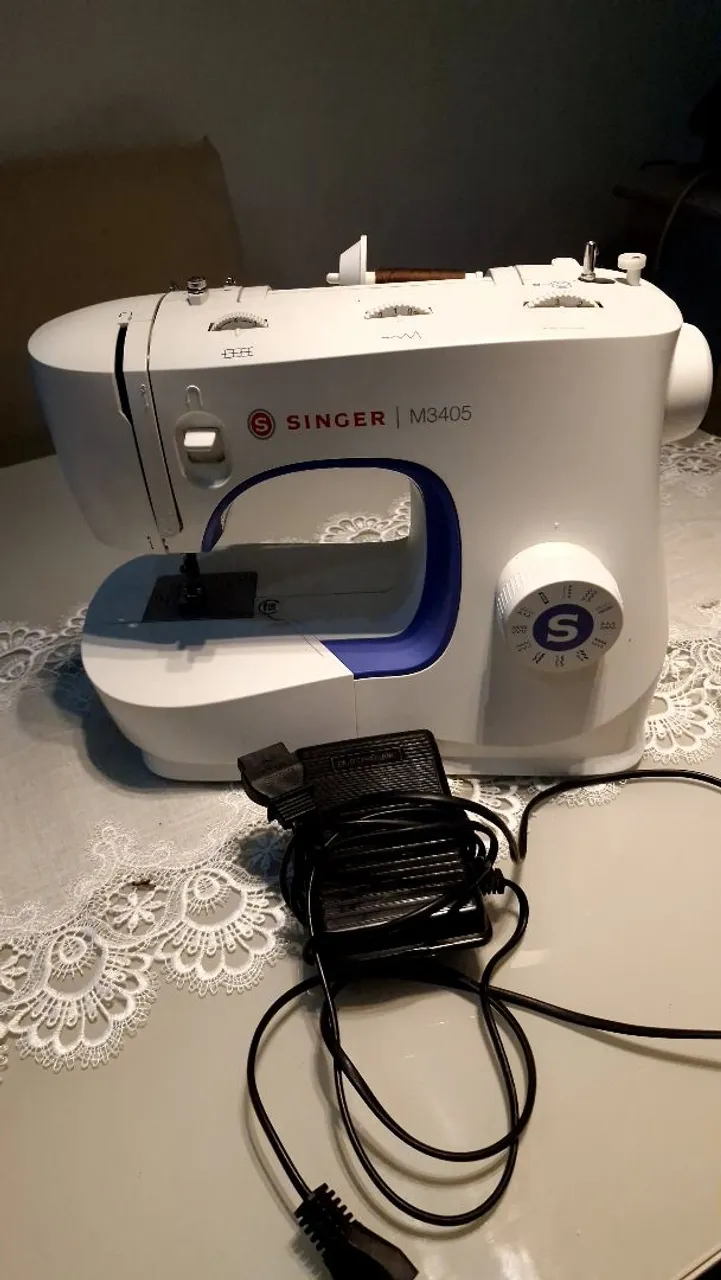 Máquina de Costura Singer M3405