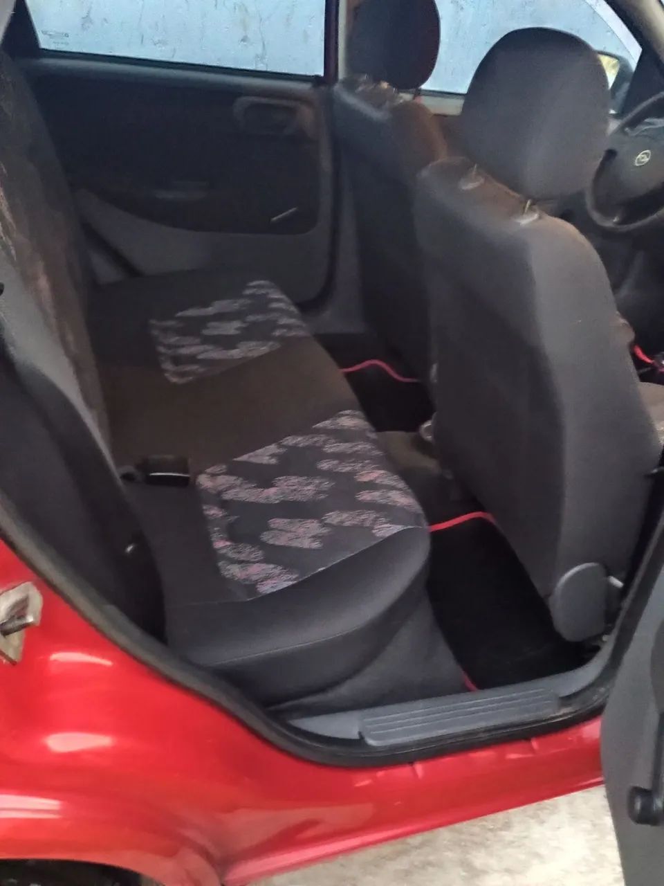 Corsa Hatch 1.0 - Foto 2