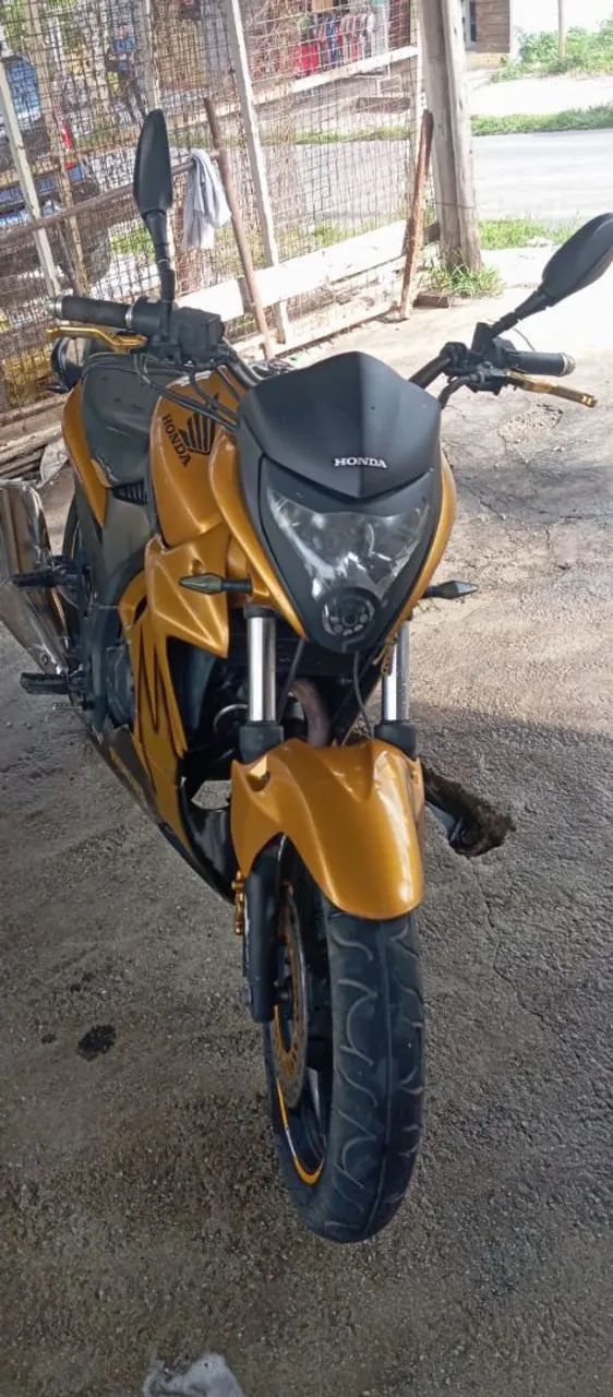 Moto cb 300