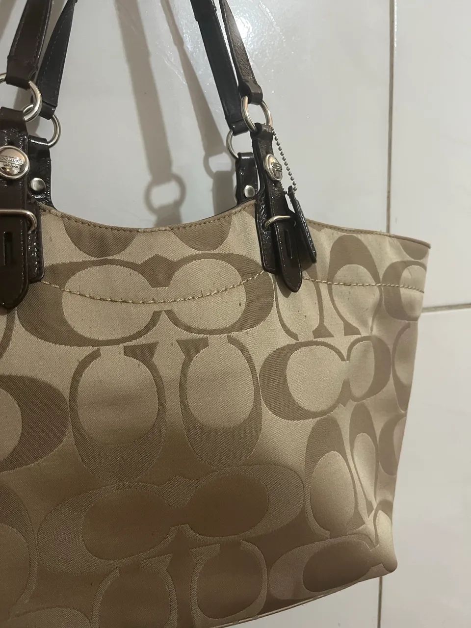 Bolsa Coach de Ombro - Foto 2